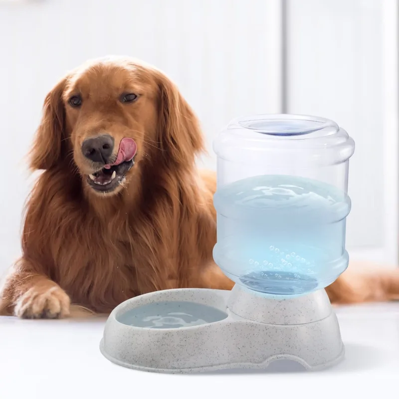 Gravity dog water bowl 3.5L automatic dispenser that refills itself with no electricity